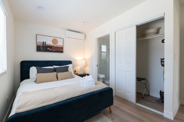 2 habitaciones, tabla de planchar con plancha y wifi gratis