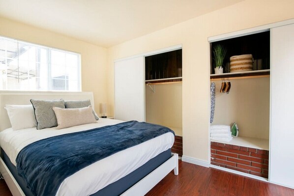 1 Schlafzimmer, Schreibtisch, Bügeleisen/Bügelbrett, kostenloses WLAN