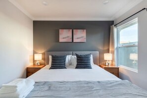 1 soveværelse, skrivebord, strygejern/strygebræt, gratis Wi-Fi