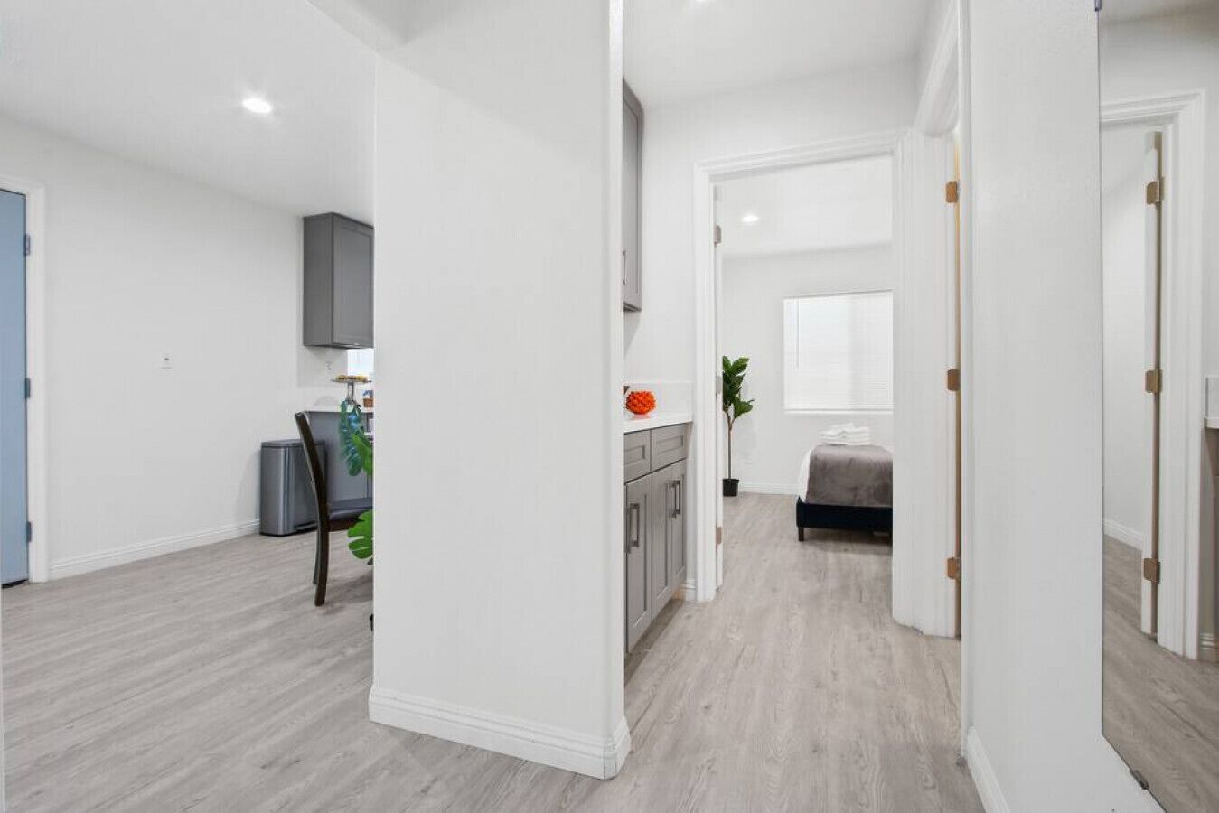 2 habitaciones, tabla de planchar con plancha y wifi gratis 