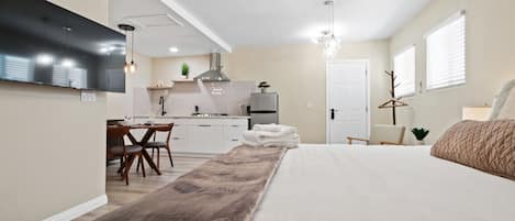 1 bedroom, iron/ironing board, free WiFi, bed sheets