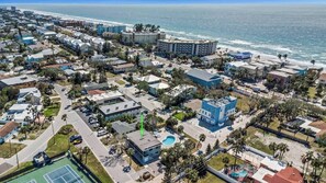 Exterior - New! Manatee Way! 90° Heated Pool! Steps to beach! (Indian Rocks Beach)