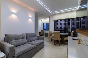 Leilighet | Oppholdsområde | Smart-TV, Netflix, strømmetjenester og kontorer