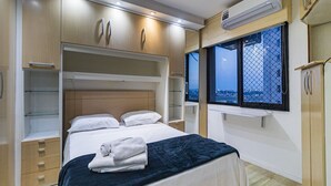 Căn hộ | Bộ đồ giường cao cấp, nệm có lớp đệm bông, minibar 