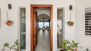 ๋ด๋ถ ์
๊ตฌ