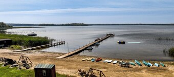 Studio Cabin-Open floor plan with full Kitchen