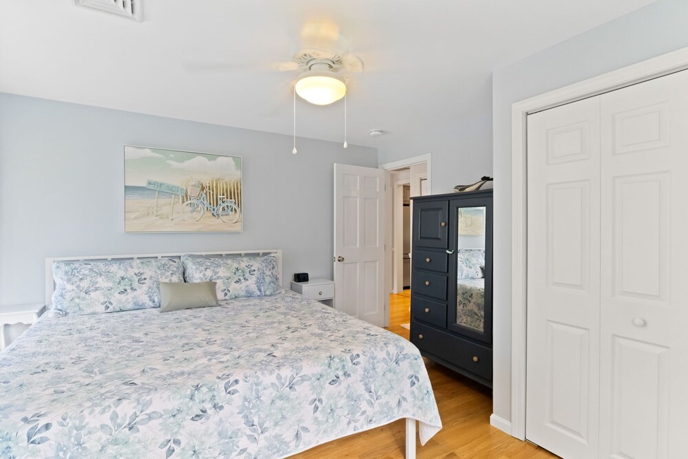 Stroll to Dennis Port beaches, bars, eats +more! Dennis Port Vrbo