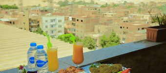 King Khafren View INN