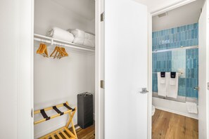 風筒、提供毛巾、番梘、洗頭水