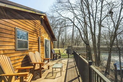 Riverfront Covington Cabin w/ Deck & Fire Pit!