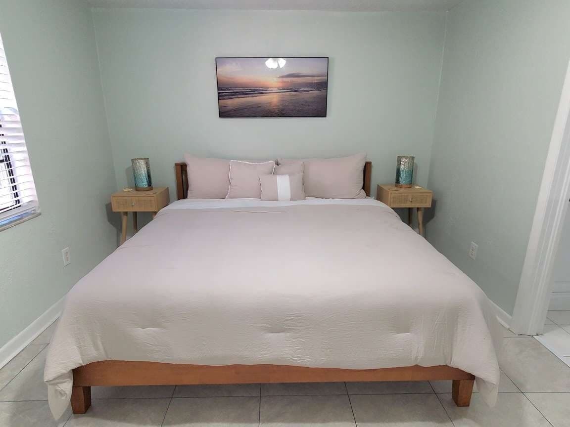 1 bedroom, iron/ironing board, travel cot, free WiFi