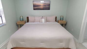 1 bedroom, iron/ironing board, travel cot, free WiFi