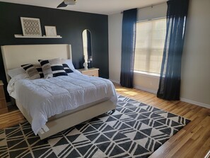 4 Schlafzimmer, Bügeleisen/Bügelbrett, kostenloses WLAN, Bettwäsche