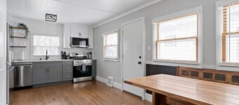 Whole House in Bay View + Fenced-in Yard + Parking