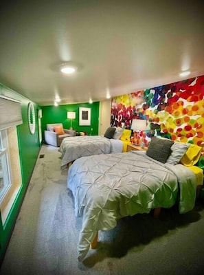 2 bedrooms, WiFi - The Lookout (Galeton)