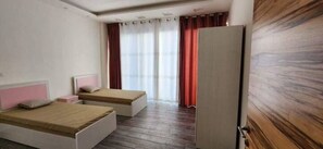 1 bedroom, WiFi, bed sheets