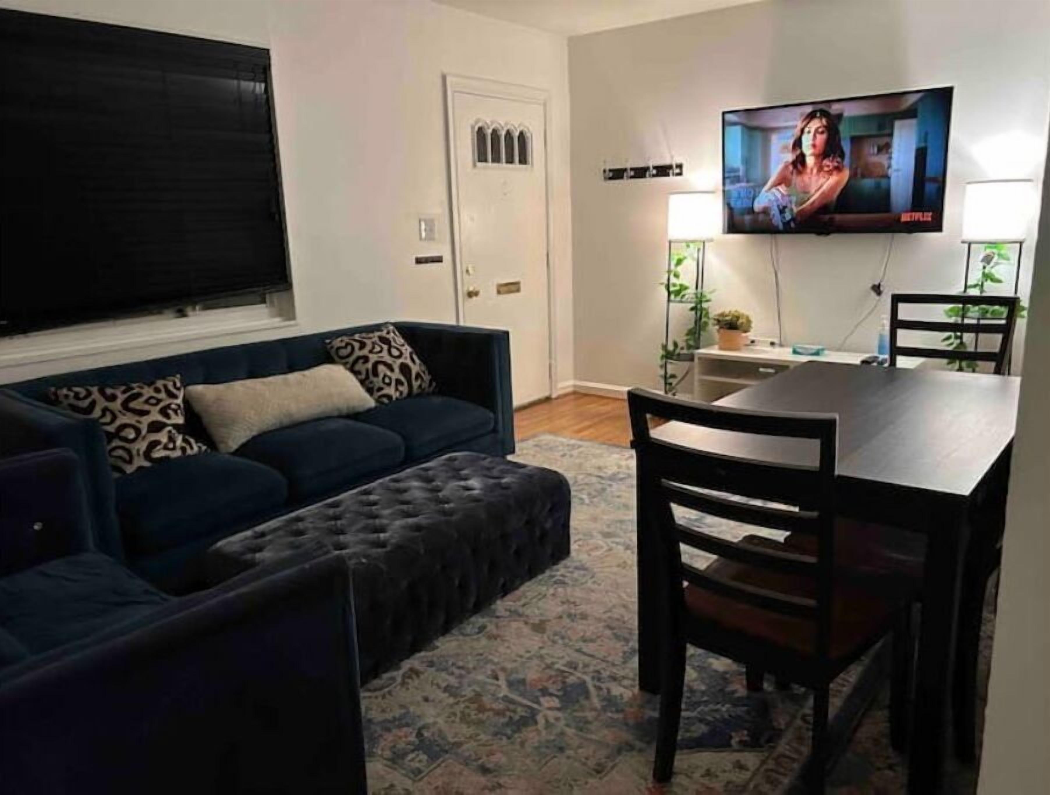 7mins To Lincoln Memorial, 5bd House, Parking,wifi - Arlington, VA