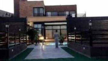 Enceinte de lâhĂ©bergement