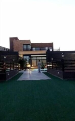 Enceinte de l’hébergement