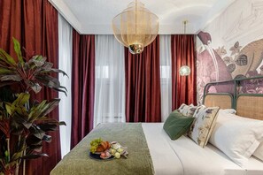 3 habitaciones, escritorio y acceso a internet 