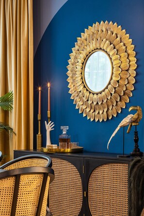 3 habitaciones, escritorio y acceso a internet 