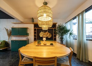 Villa | 8 habitaciones y internet 