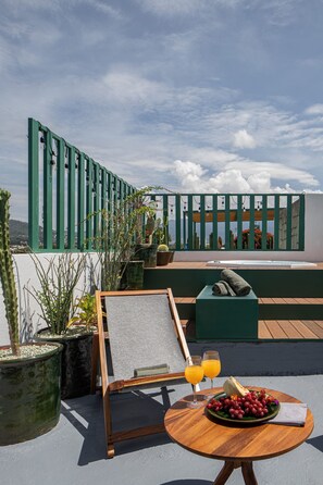 Villa | 8 bedrooms, Internet