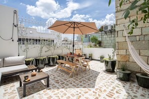 Villa | 8 bedrooms, Internet