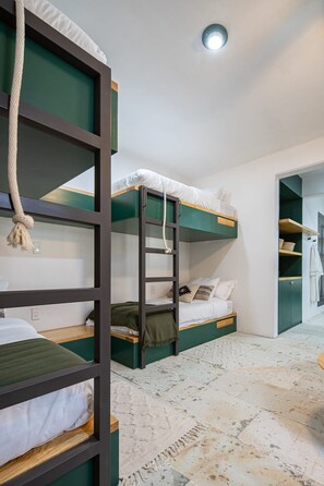 Villa | 8 habitaciones y internet 