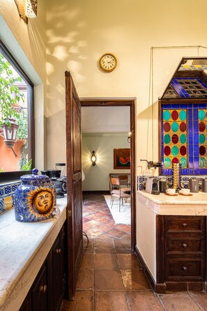 Villa | 4 bedrooms, Internet - Holt s Casa Parque Ju rez (San Miguel de Allende)