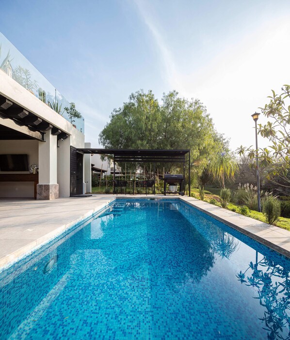 House, Accessible | 5 bedrooms, Internet - Private Heated Pool Mountain View Escondida 5BR (San Miguel de Allende)