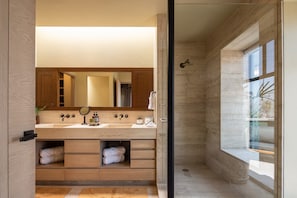 Room - Panorama de la Parroquia (San Miguel de Allende)