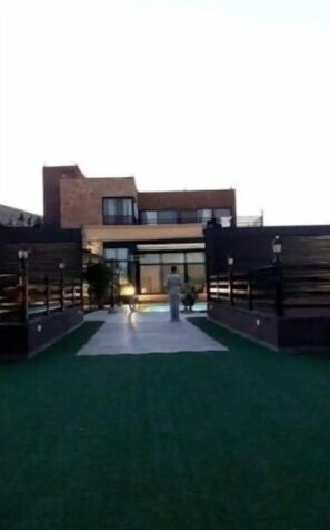 Enceinte de l’hébergement