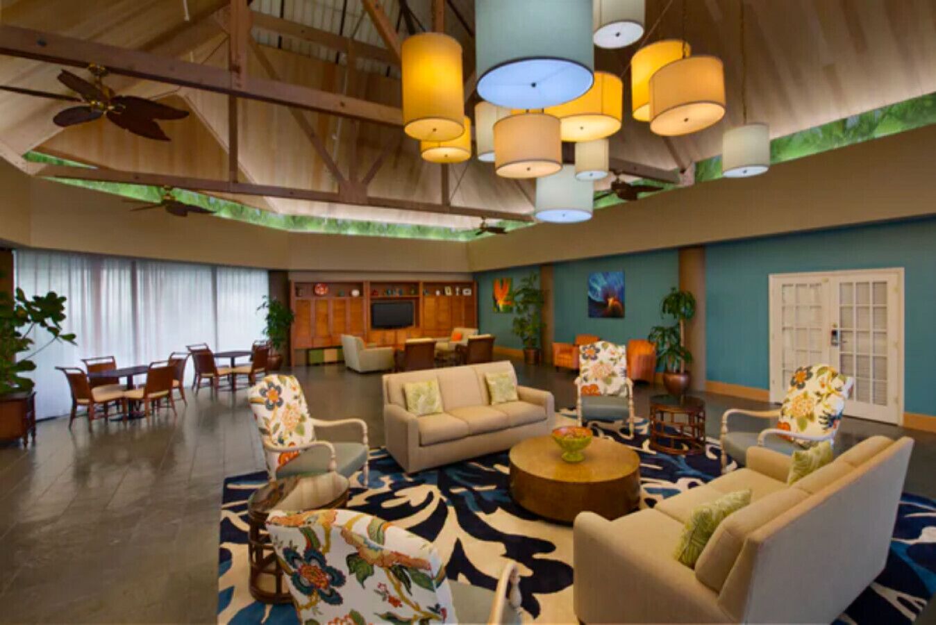 Smart TV, chimenea, videojuegos y reproductor de DVD 