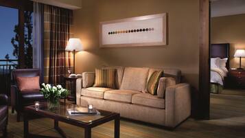 Smart TV, chimenea, videojuegos y reproductor de DVD