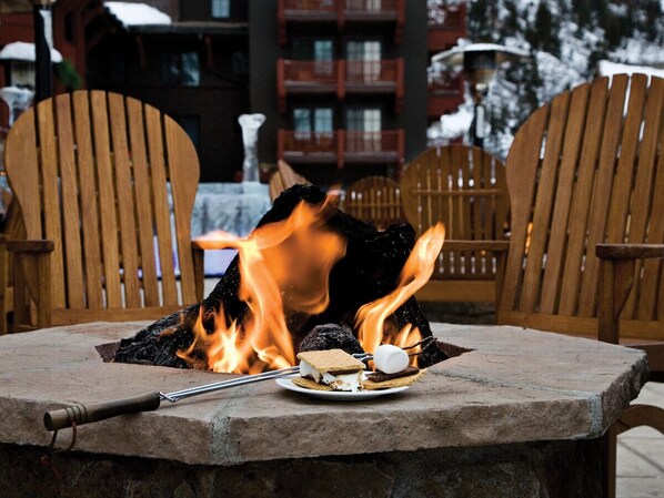 Property grounds - The Ritz-Carlton Club, Aspen Highlands (3 Bedroom) (Aspen)