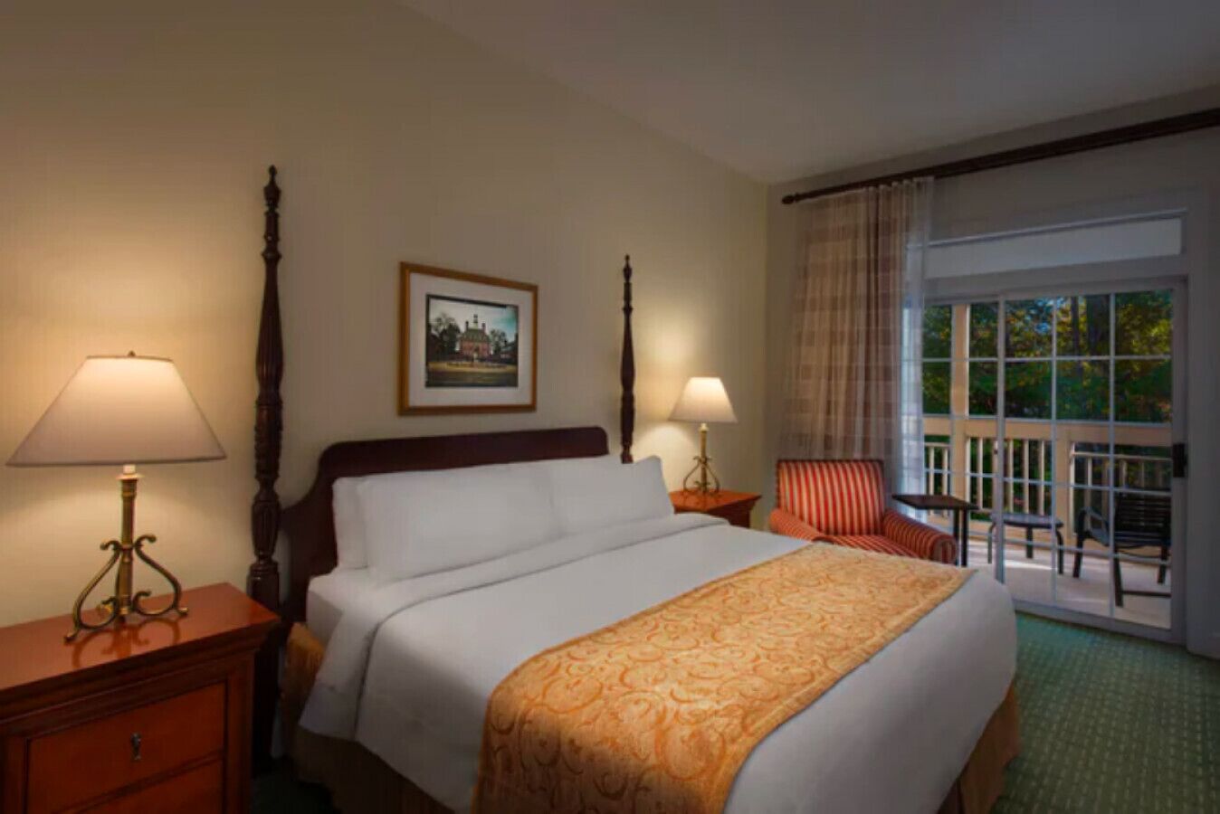 2 bedrooms, desk, iron/ironing board, travel cot