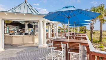 Bar (en la propiedad)