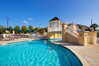 Sheraton Broadway Resort (2BR)