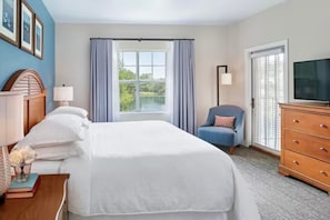 2 Schlafzimmer, Schreibtisch, Bügeleisen/Bügelbrett, Reisekinderbett