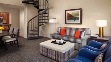 TV connectée, cheminée, jeux vidéo, lecteur de DVD