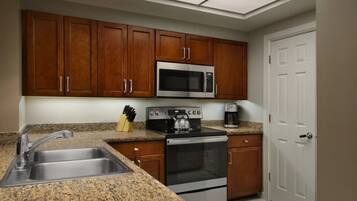 Microwave, oven, coffee/tea maker, toaster