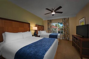 3 bedrooms, desk, iron/ironing board, travel cot