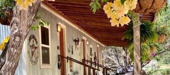 Discover Bandera charm, just a quick 6-min drive to Medina River