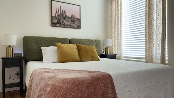 1 chambre, bureau, fer et planche à repasser, Wi-Fi