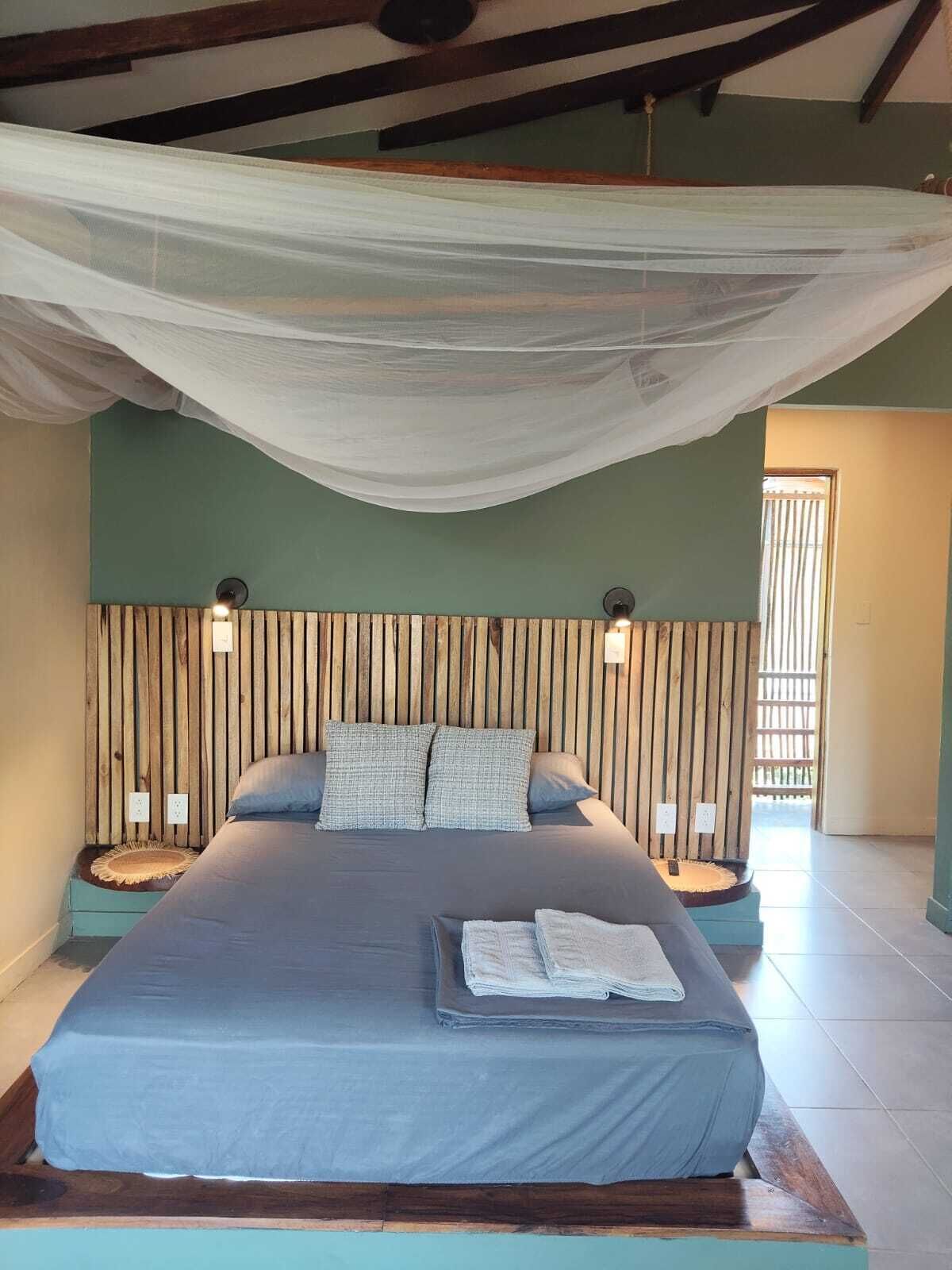 Decoración personalizada, muebles diferentes y wifi gratis 