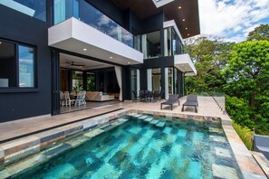 Alberca al aire libre 