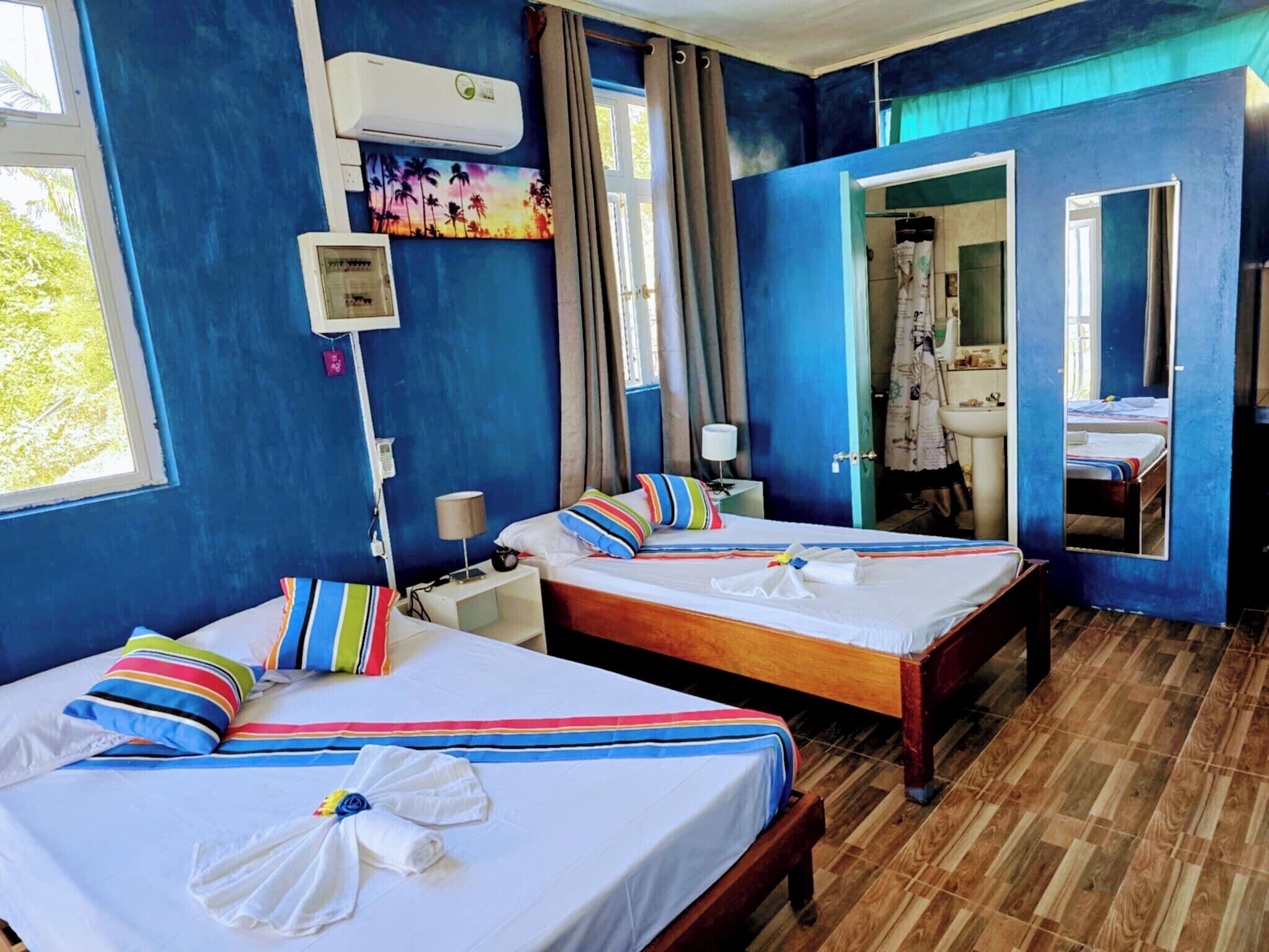 3 bedrooms, iron/ironing board, free WiFi, bed sheets