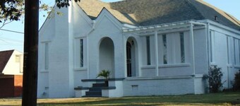 MercyBungalow #2 with king sized bed and shower room