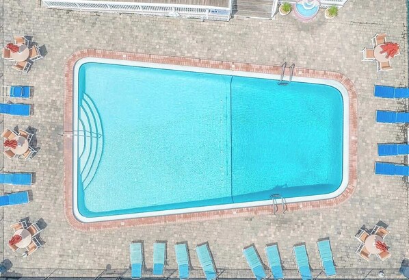 A heated pool - Oceanfront Complex | Heated Pool/Tennis | 1st FL (Cocoa Beach)
